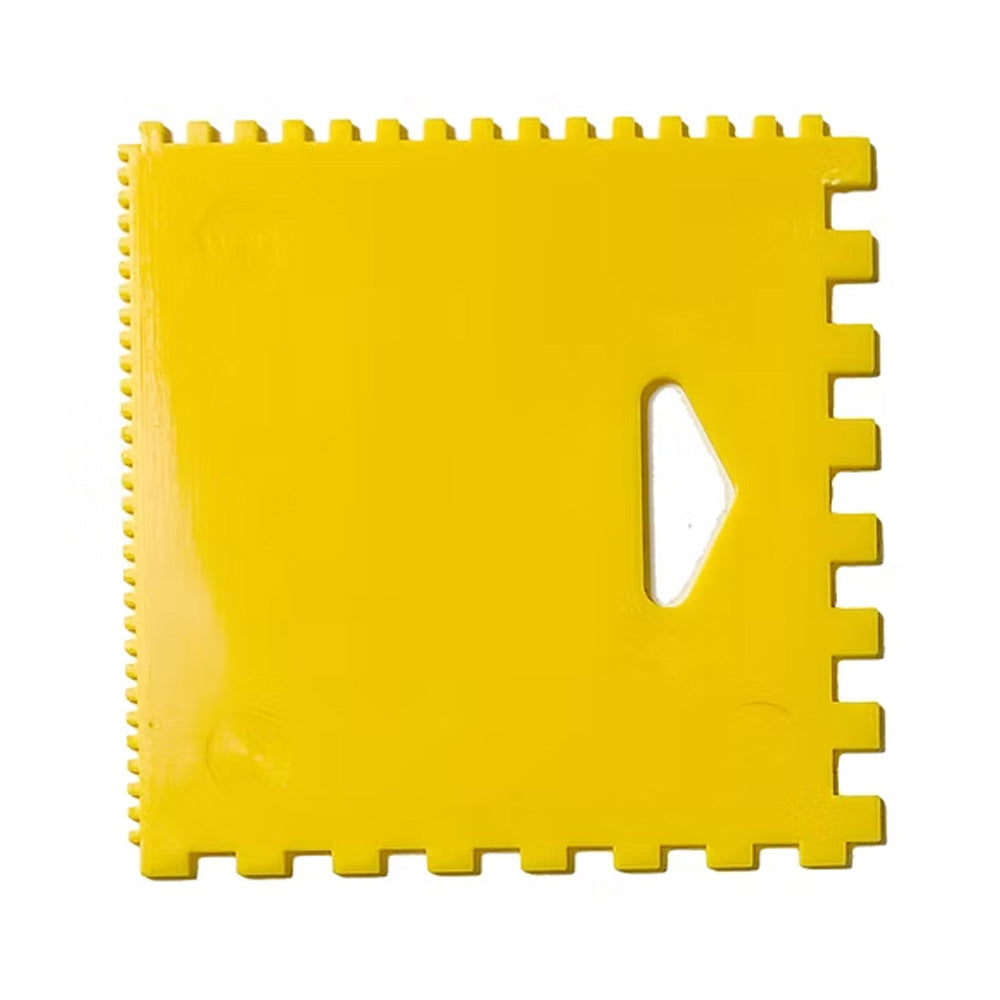 Richard 4" x 4" Plastic Spreader